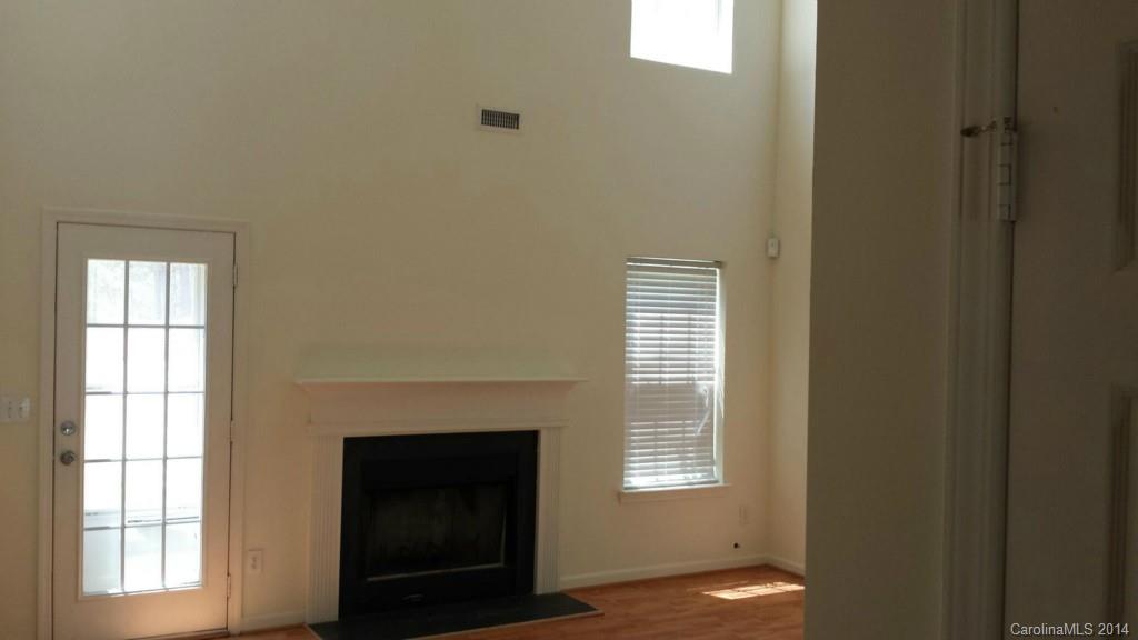 11044 Pointer Ridge Drive Charlotte, NC 28214 - Photo 5 of 12