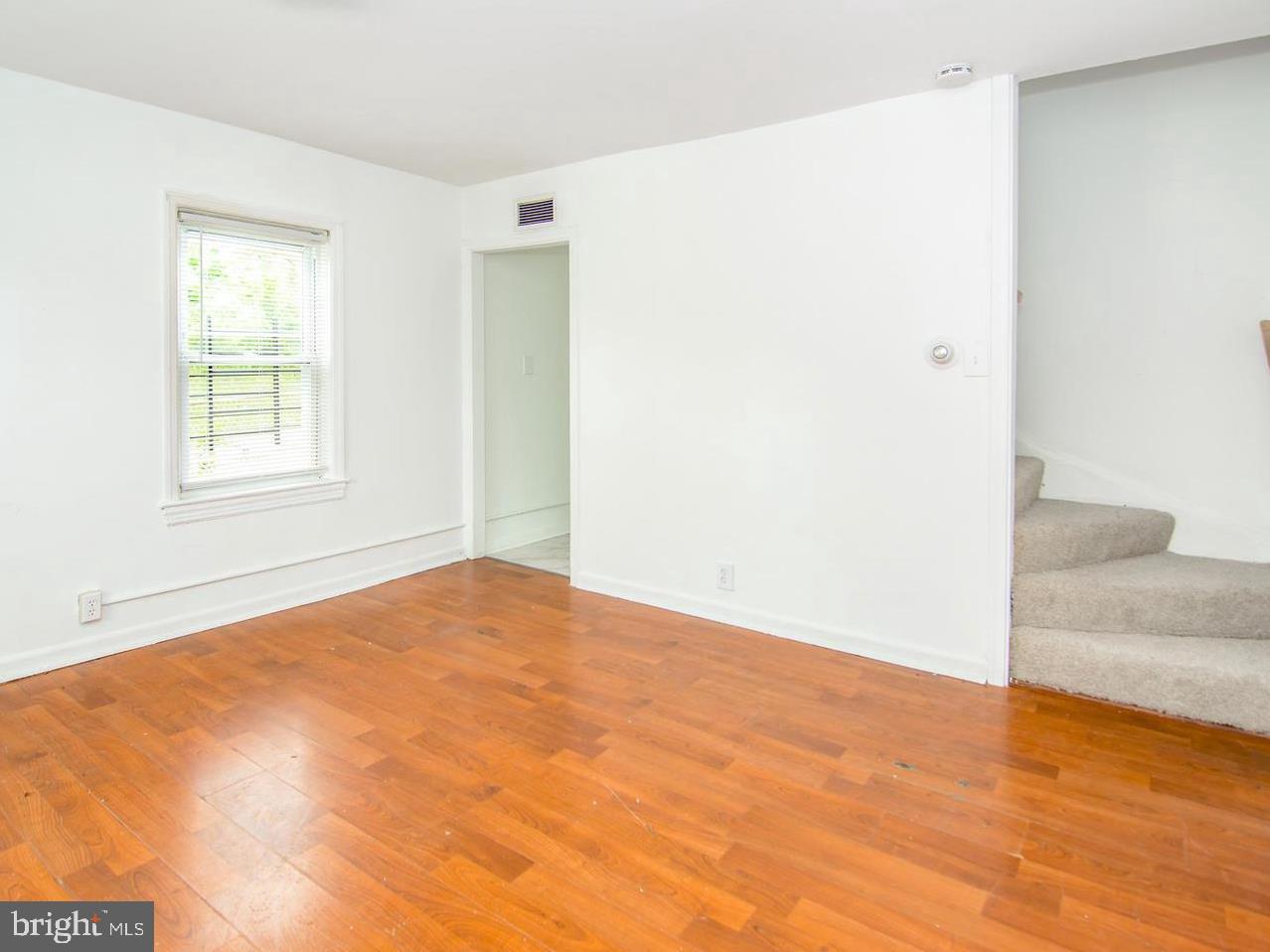 534 Bridgeview Road Baltimore, MD 21225 - Photo 4 of 17
