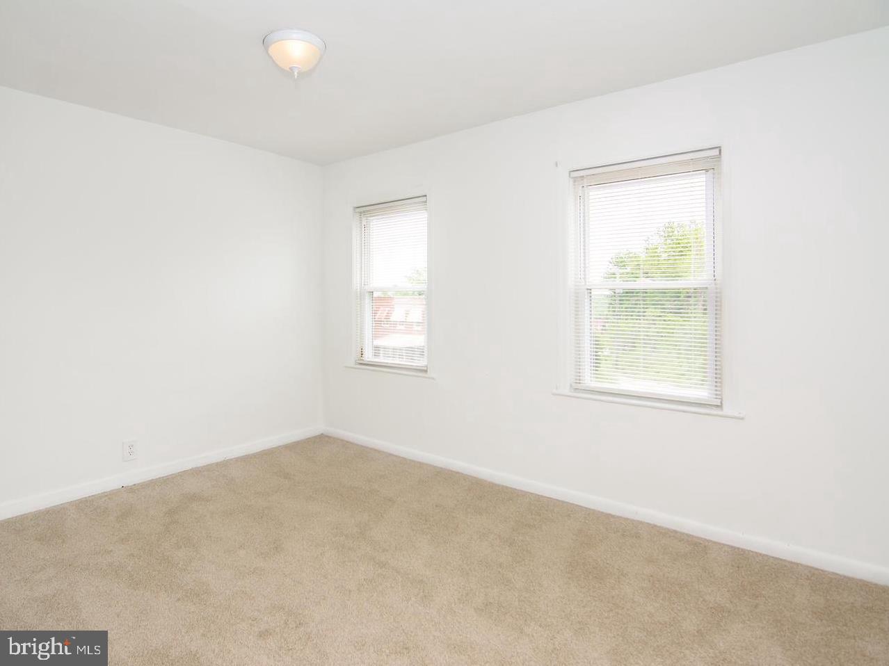534 Bridgeview Road Baltimore, MD 21225 - Photo 8 of 17