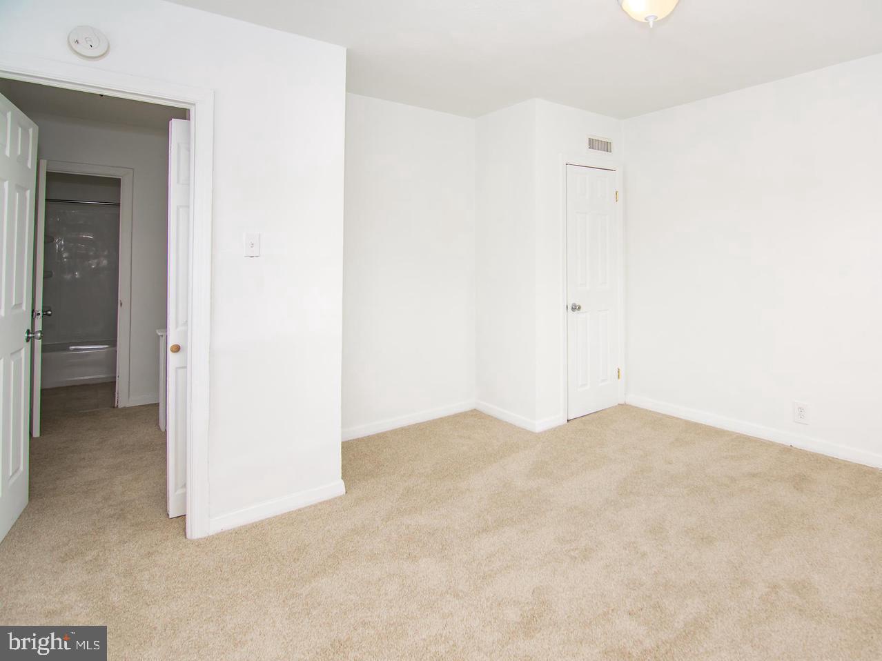 534 Bridgeview Road Baltimore, MD 21225 - Photo 9 of 17