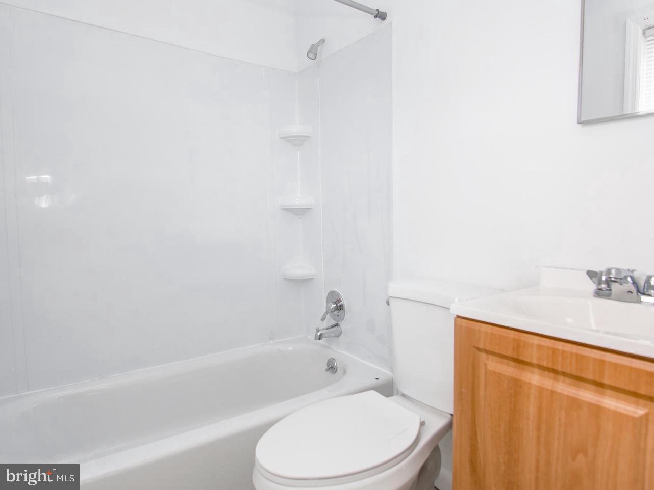 534 Bridgeview Road Baltimore, MD 21225 - Photo 10 of 17