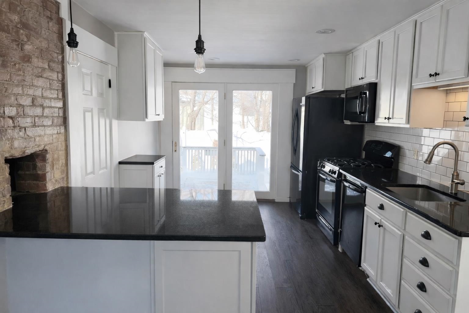 24 Preble Street Dover, NH 03820 - Photo 9 of 29