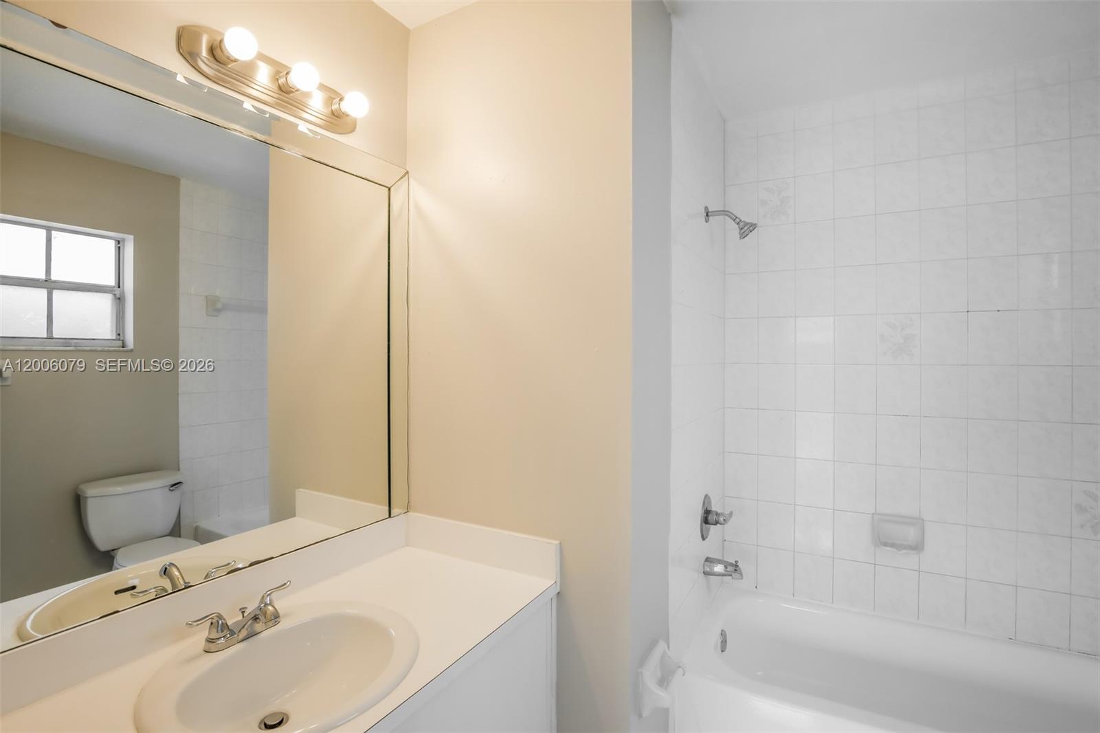 14484 Southwest 174th Street Miami, FL 33177 - Photo 17 of 18
