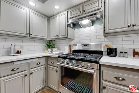 $475,000 | 20155 Keswick Street, Unit 107, Winnetka, CA 91306