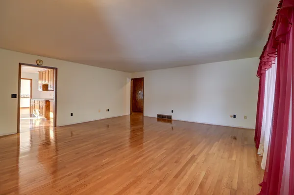$260,000 | 27829 Larson Street, Rock Falls, IL 61071