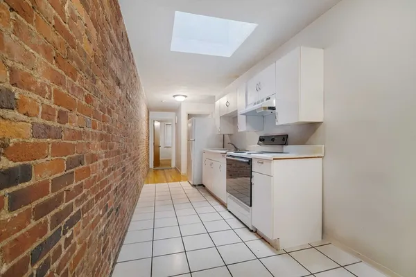 $3,475 | 99 Prince Street, Unit 1, Boston, MA 02113
