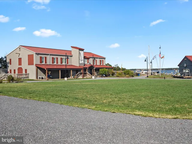 $725,000 | 408 Spinnaker Lane, St. Michaels, MD 21663