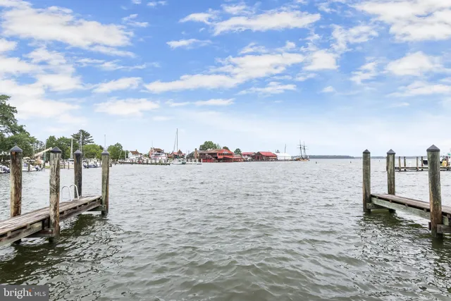 $725,000 | 408 Spinnaker Lane, St. Michaels, MD 21663