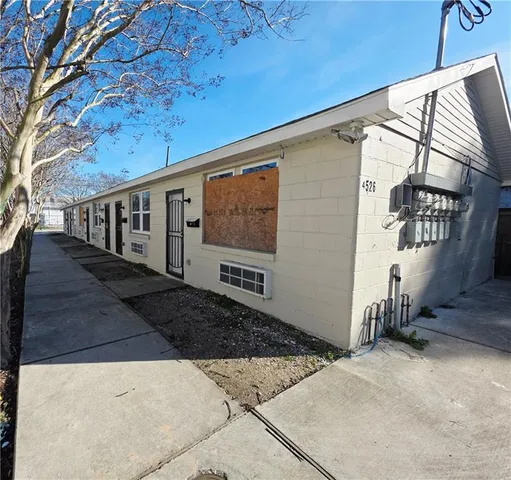 $950 | 4526 North Robertson Street, Unit D, New Orleans, LA 70117