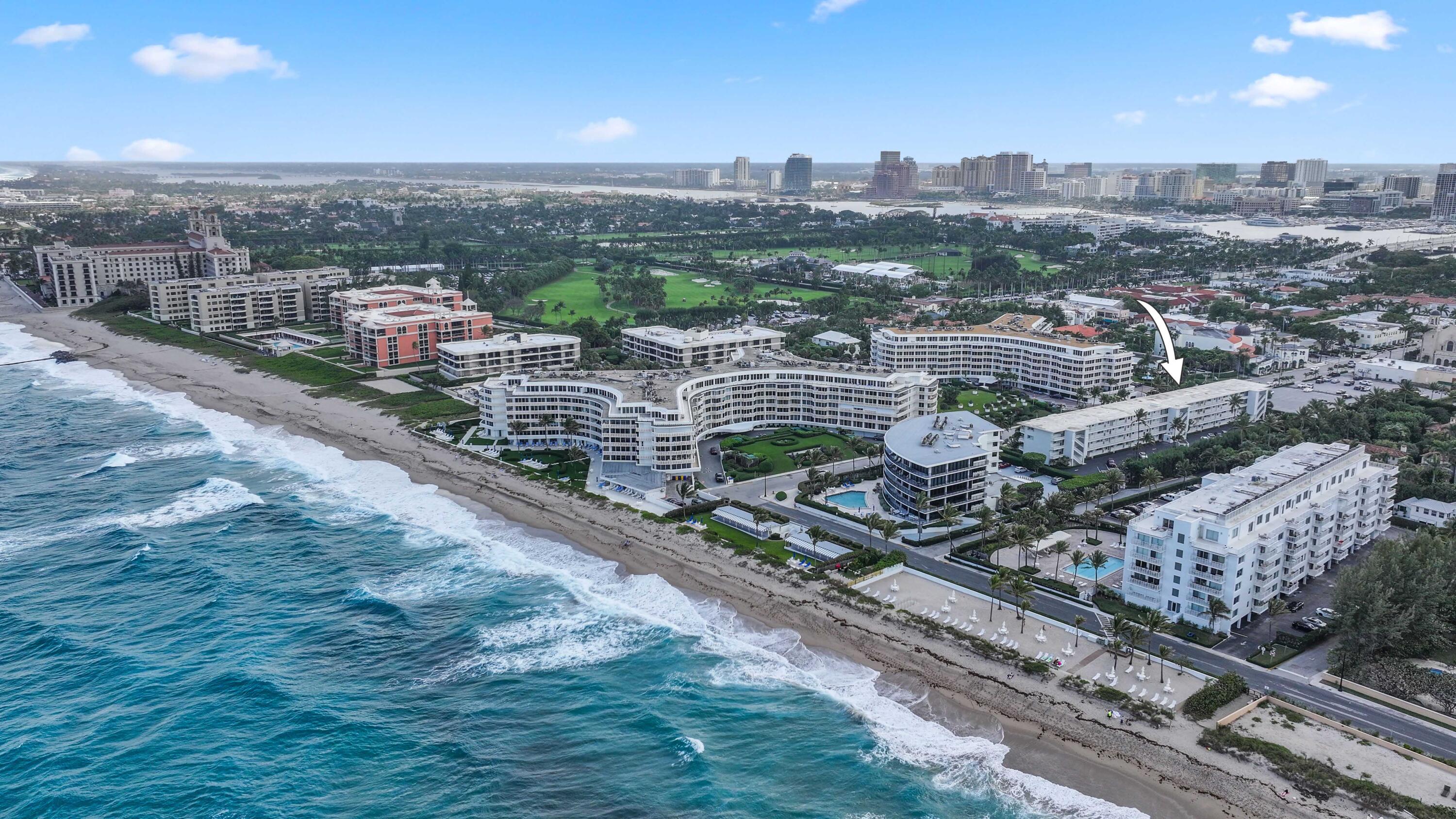 139 Sunrise Avenue, Unit 1040 Palm Beach, FL 33480 - Photo 43 of 43 a view of a city