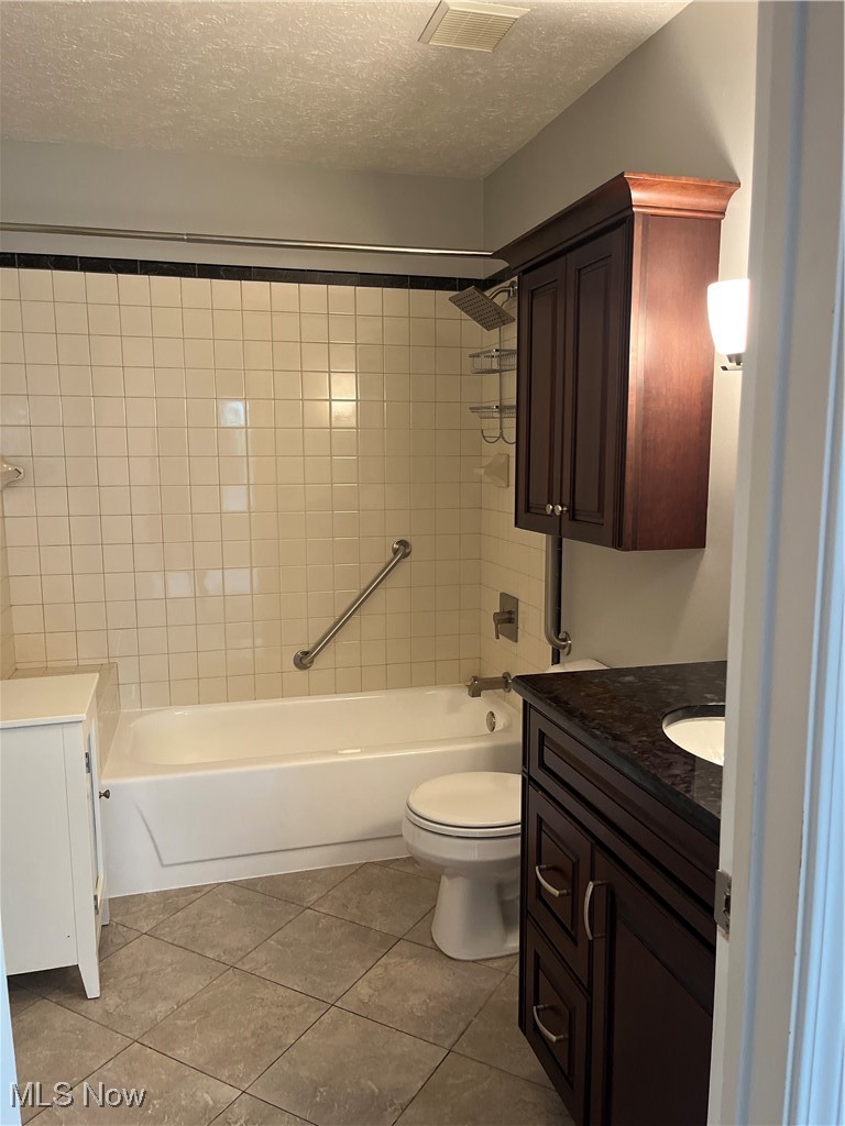 1235 Canyon View Road Northfield, OH 44067 - Photo 10 of 27 Primary ensuite