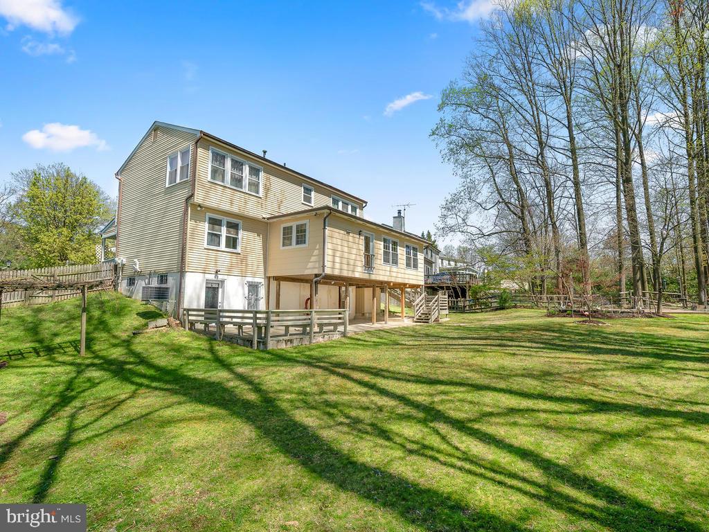 2339 Deckman Lane Silver Spring, MD 20906 - Photo 41 of 48 Rear of home
