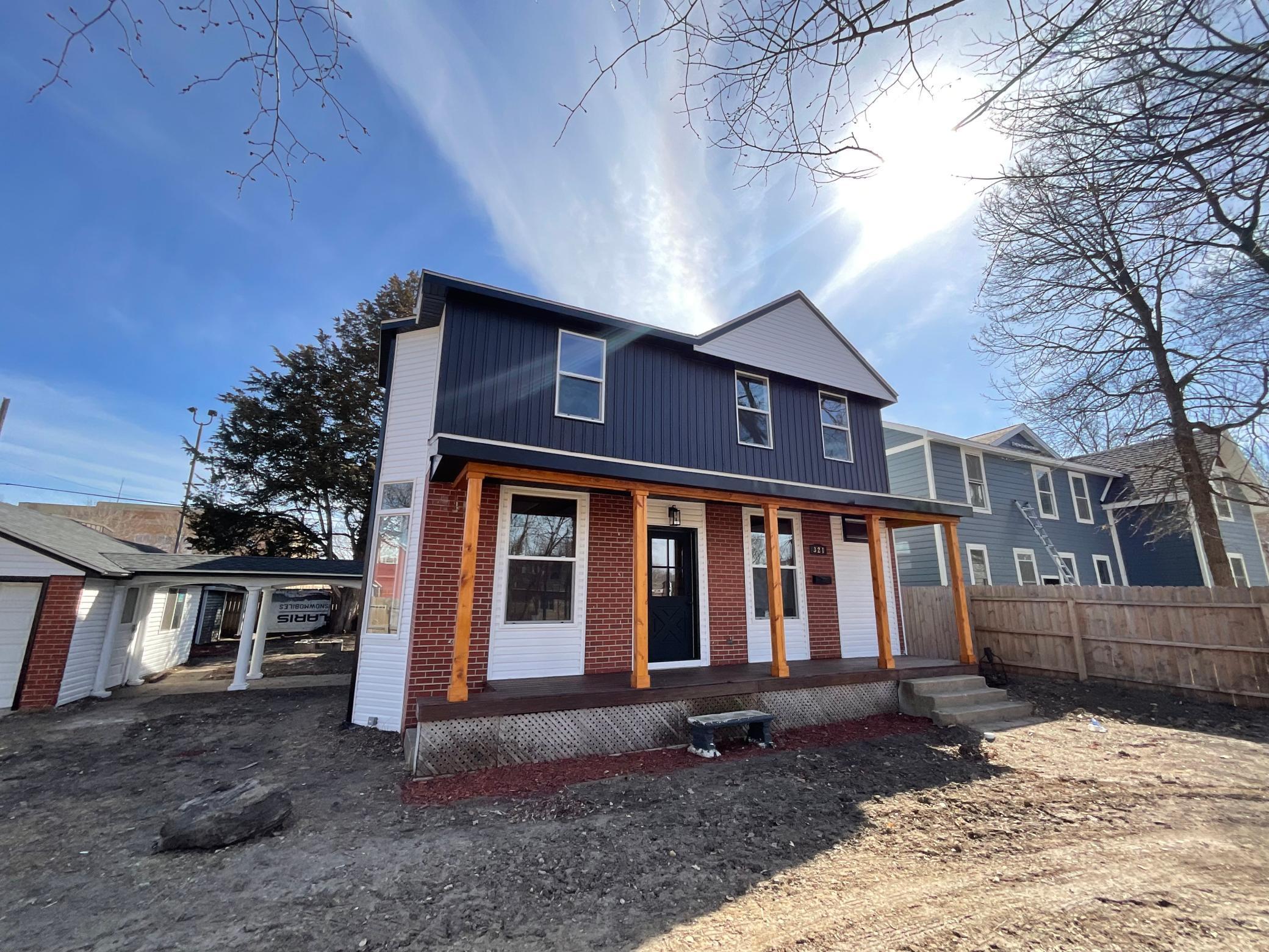 321 7th Street Southwest Willmar, MN 56201 - Photo 2 of 65