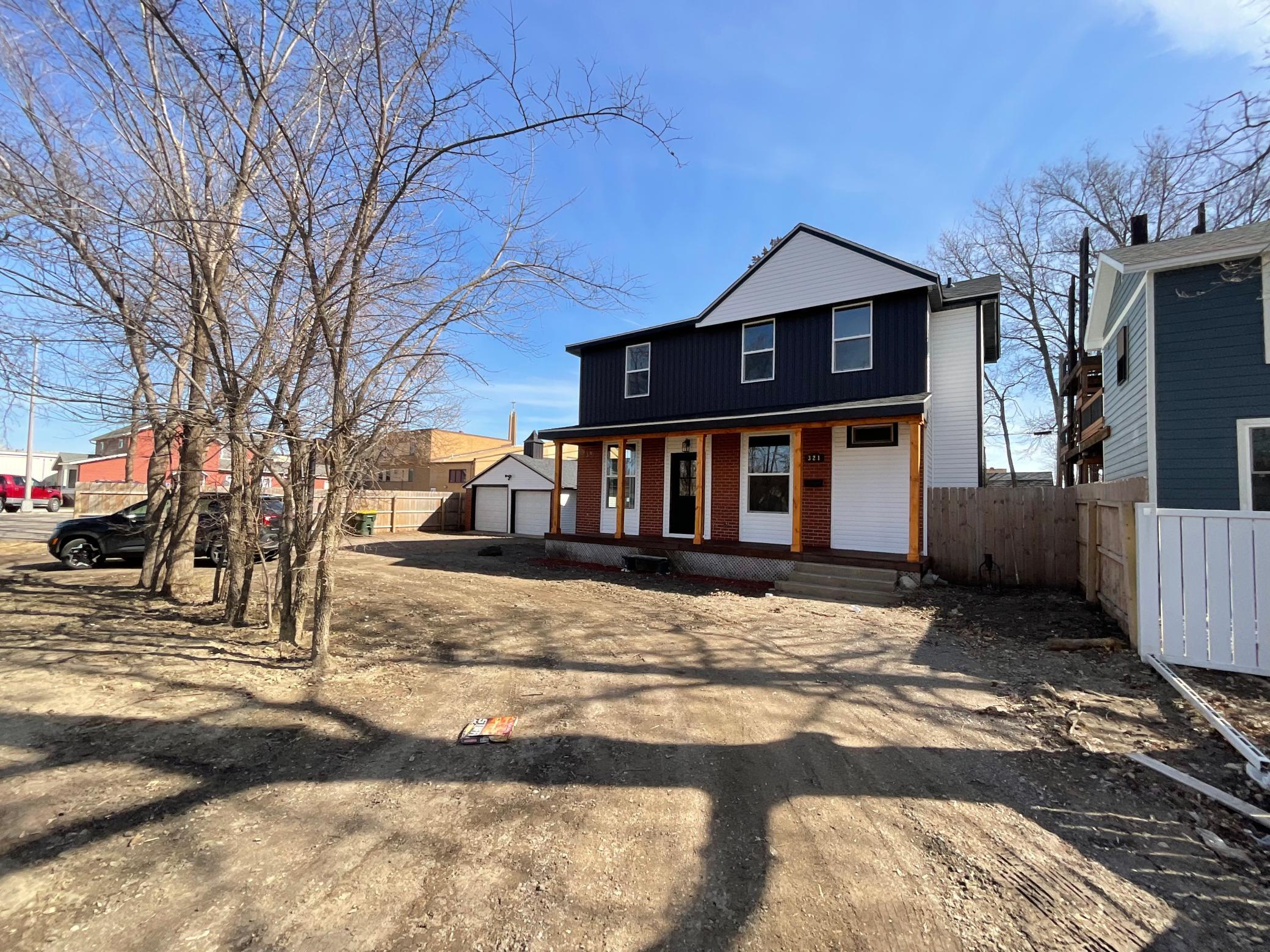 321 7th Street Southwest Willmar, MN 56201 - Photo 6 of 65