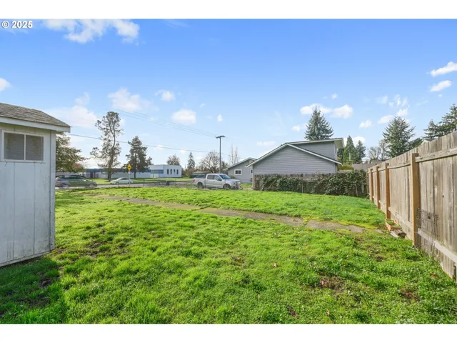$369,000 | 2010 Primrose Street, Eugene, OR 97402
