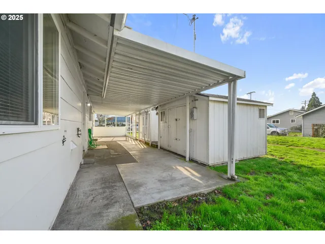 $369,000 | 2010 Primrose Street, Eugene, OR 97402