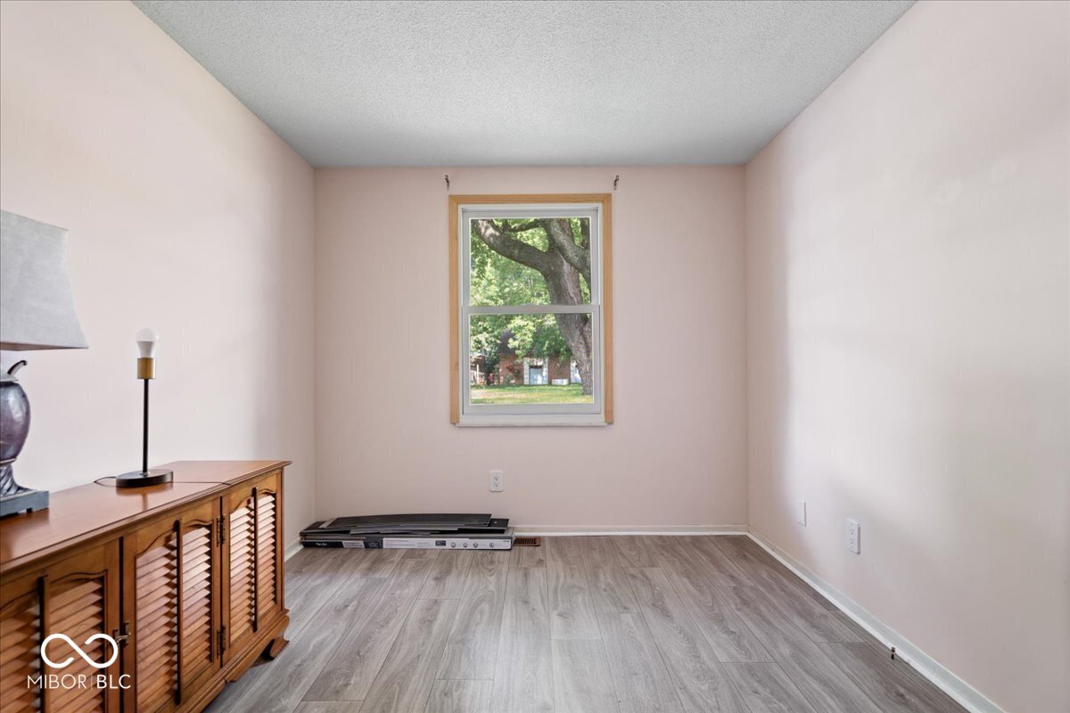 121 Coronado Road Indianapolis, IN 46234 - Photo 21 of 28