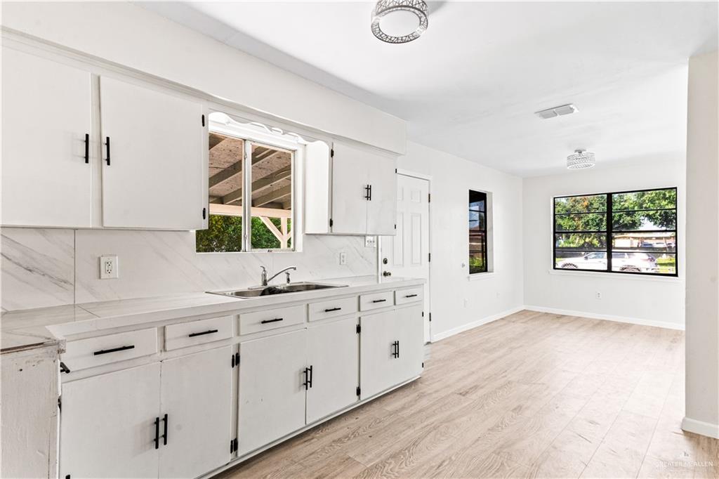 712 South 24th Street McAllen, TX 78501 - Photo 7 of 17