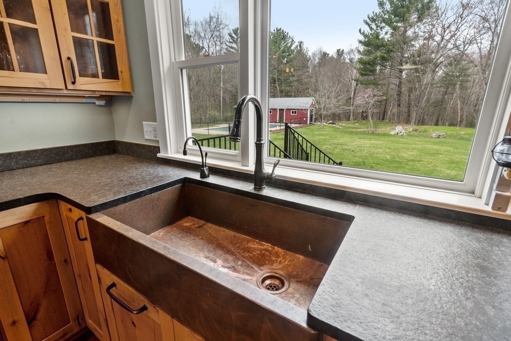 15 Grafton Road Upton, MA 01568 - Photo 14 of 42 Gallery Image 14