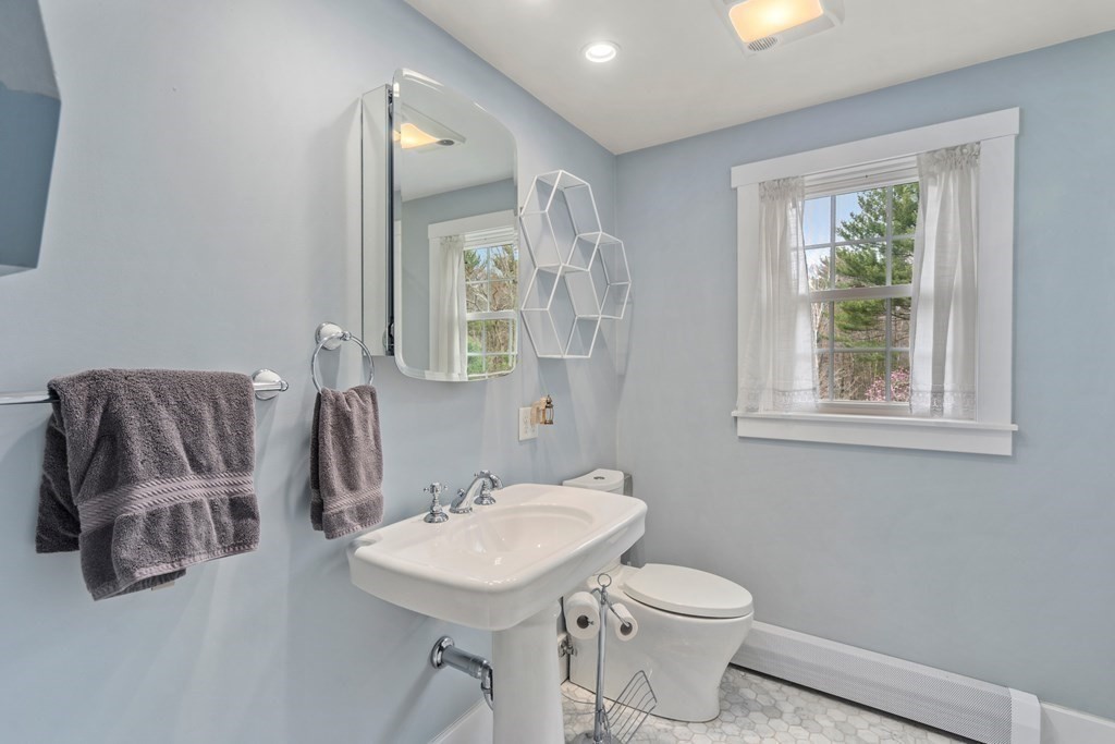 15 Grafton Road Upton, MA 01568 - Photo 25 of 42 Gallery Image 25