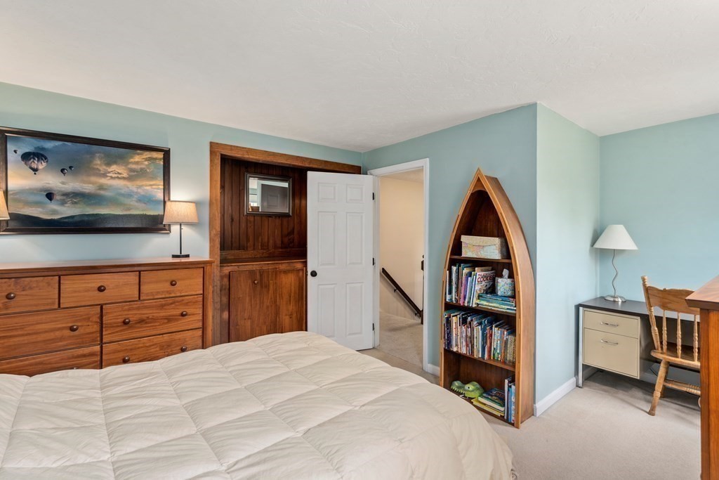 15 Grafton Road Upton, MA 01568 - Photo 27 of 42 Gallery Image 27