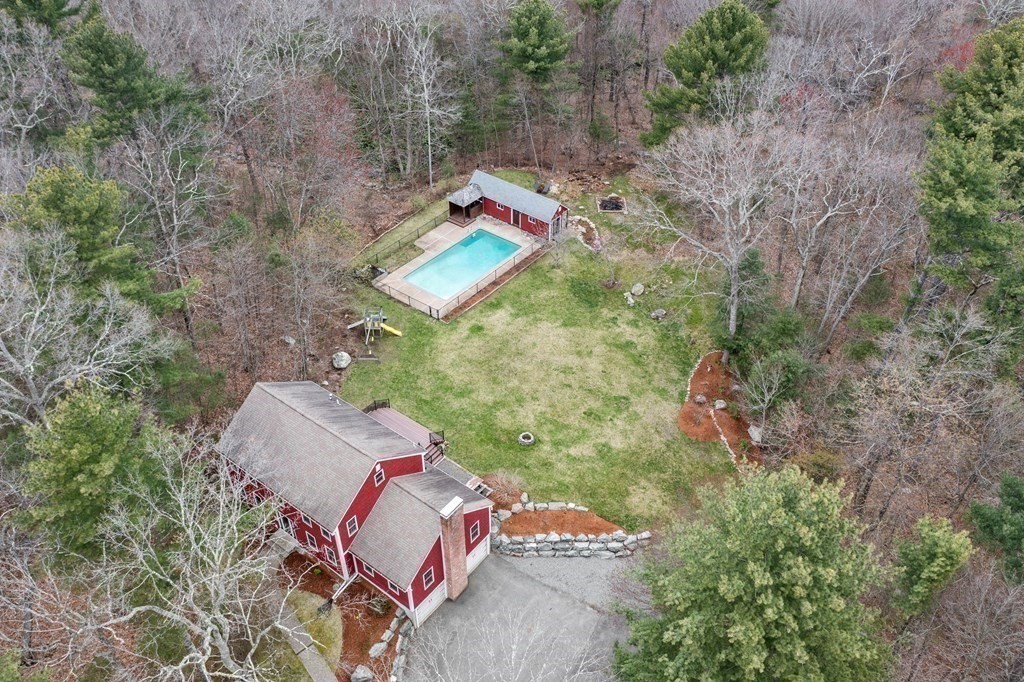 15 Grafton Road Upton, MA 01568 - Photo 3 of 42 Gallery Image 3