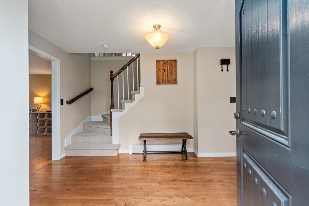 15 Grafton Road Upton, MA 01568 - Photo 5 of 42 Gallery Image 5