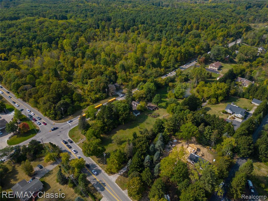 19150 Beck Road Northville, MI 48167 - Photo 19 of 20