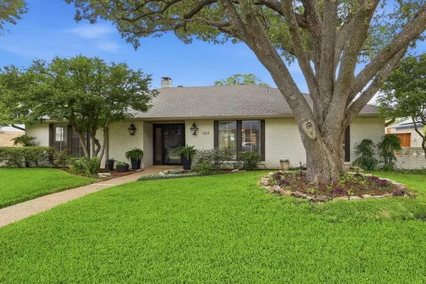 $535,500 | 424 Fieldwood Drive, Richardson, TX 75081