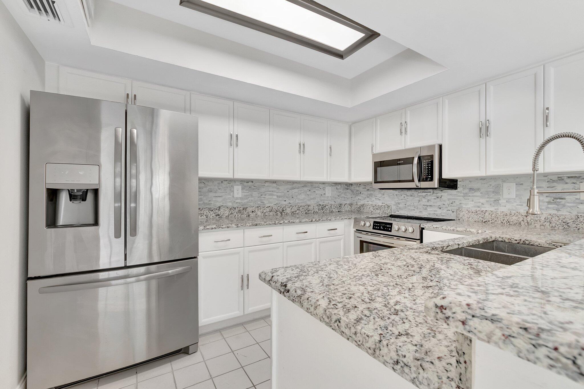 5332 Buckhead Circle, Unit 1010 Boca Raton, FL 33486 - Photo 12 of 34 12-web-or-mls-DSC_8841