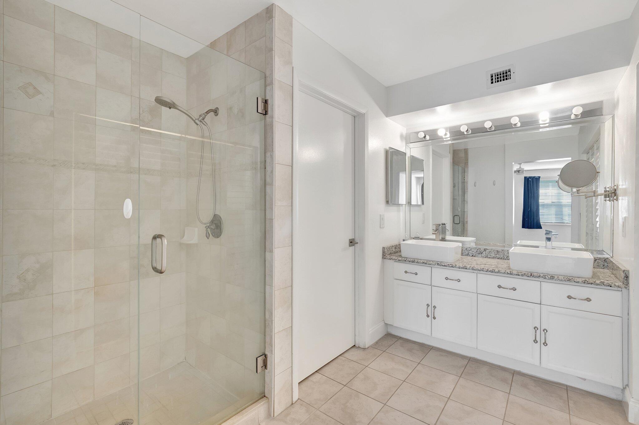 5332 Buckhead Circle, Unit 1010 Boca Raton, FL 33486 - Photo 23 of 34 23-web-or-mls-DSC_8896