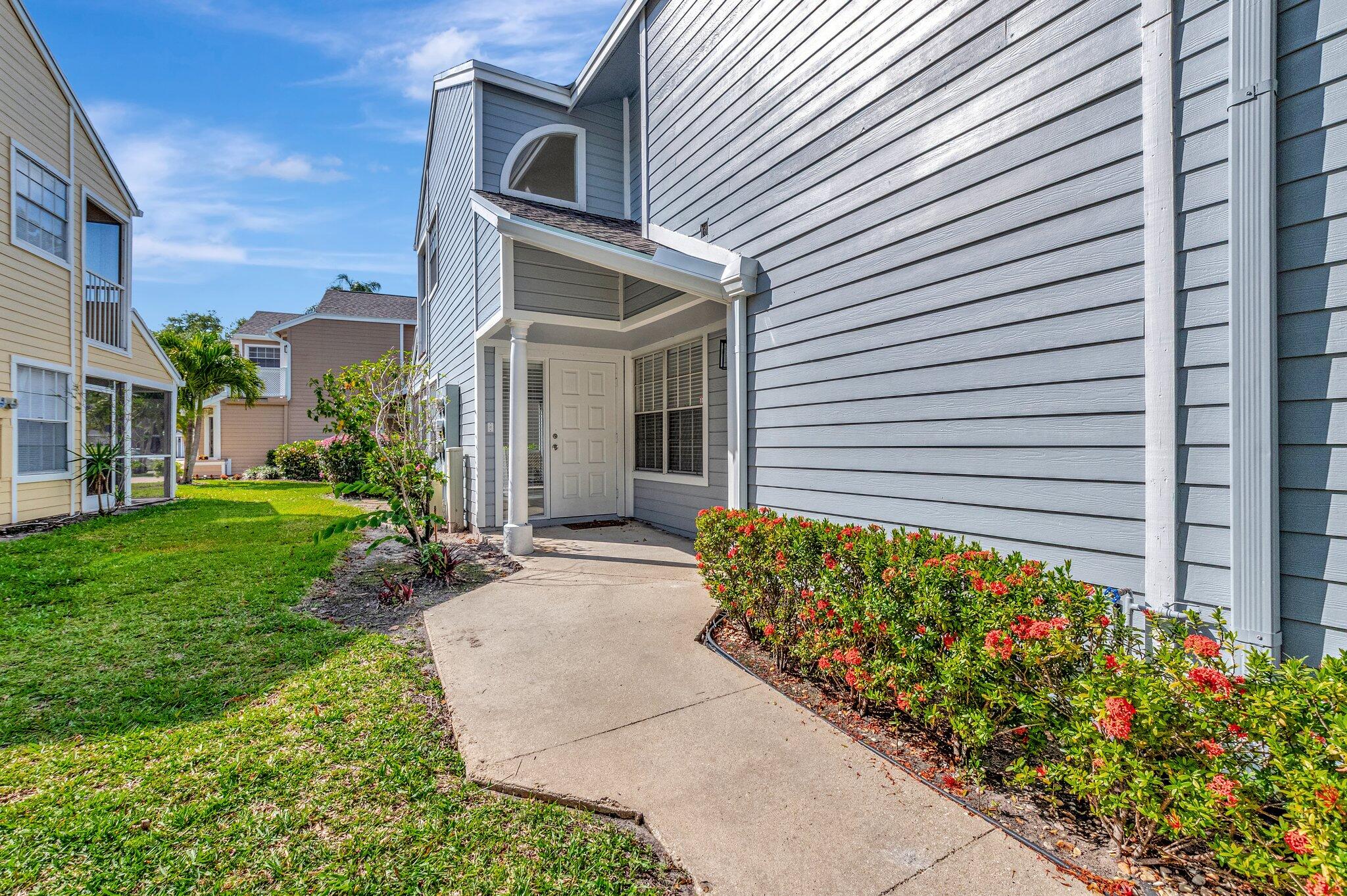 5332 Buckhead Circle, Unit 1010 Boca Raton, FL 33486 - Photo 4 of 34 4-web-or-mls-DSC_8801