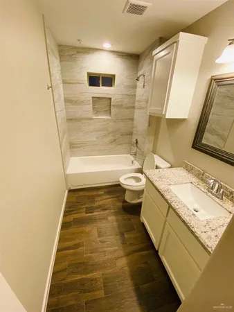 $925 | 3904 Valeria Street, Unit 1, Edinburg, TX 78541