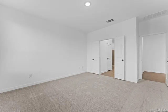 $260,000 | 1883 Nuthatch Ridge, New Braunfels, TX 78130