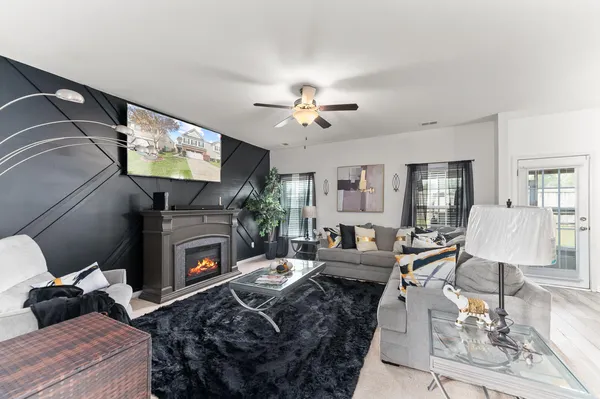 $355,000 | 228 Swamp Creek Lane, Moncks Corner, SC 29461