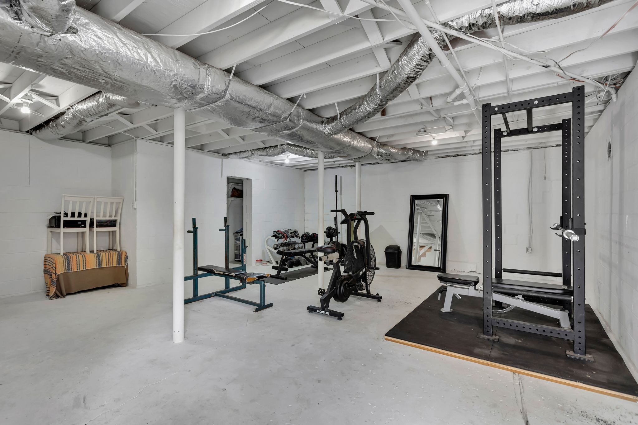 108 8th Avenue Columbia, TN 38401 - Photo 11 of 30 a view of a room with gym equipment