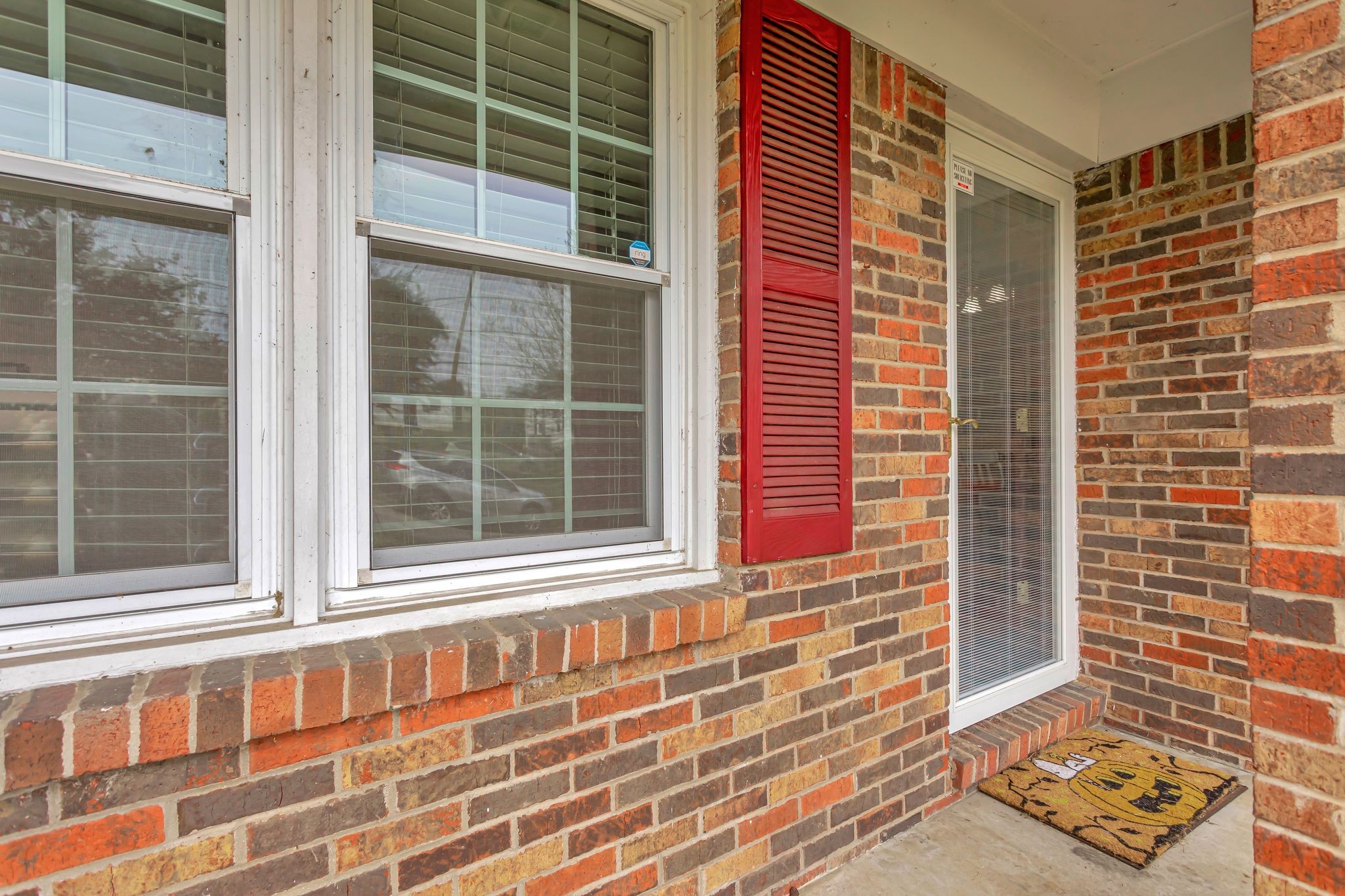 108 8th Avenue Columbia, TN 38401 - Photo 29 of 30 a view of a door and a window