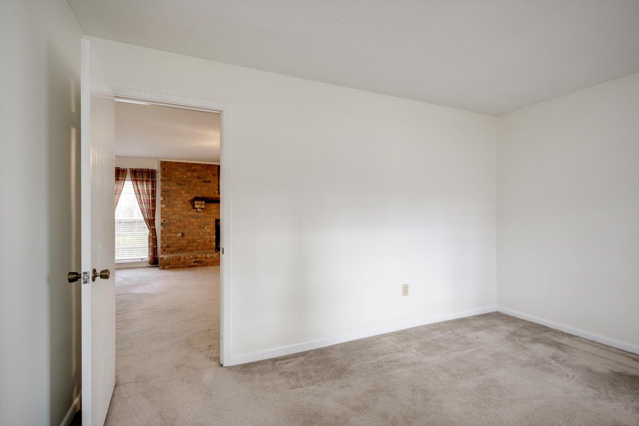 4386 Clements Road Hephzibah, GA 30815 - Photo 4 of 38 04-004-