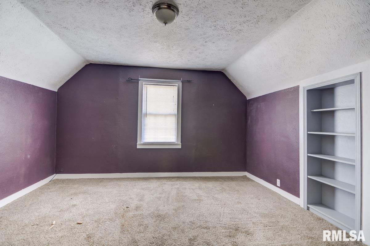 1129 Virginia Avenue Springfield, IL 62702 - Photo 19 of 35