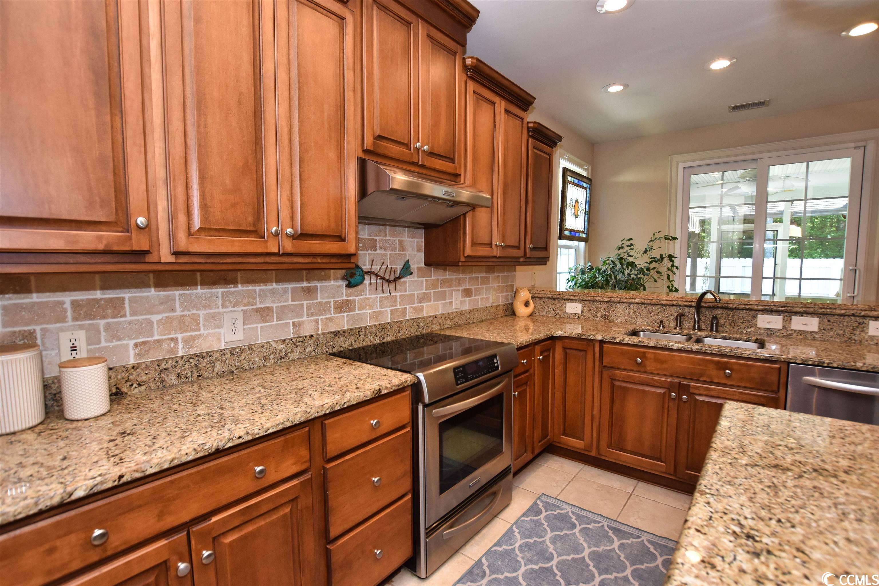 10 Vintners Lane Murrells Inlet, SC 29576 - Photo 3 of 22 Gallery Image 3