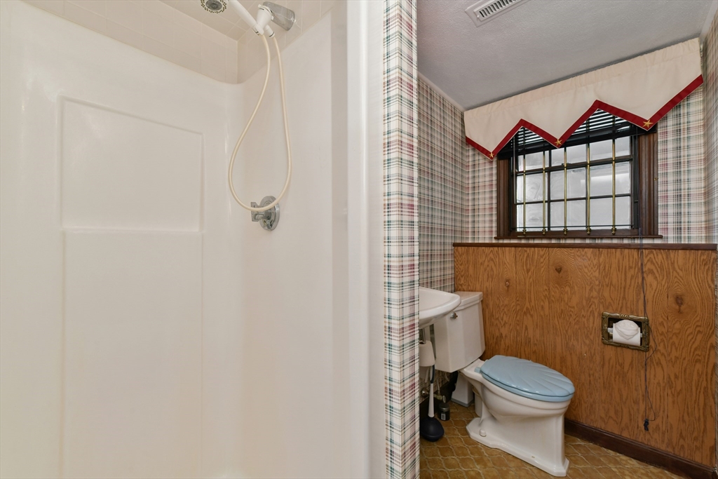 72 Stivaletta Drive Dedham, MA 02026 - Photo 33 of 38
