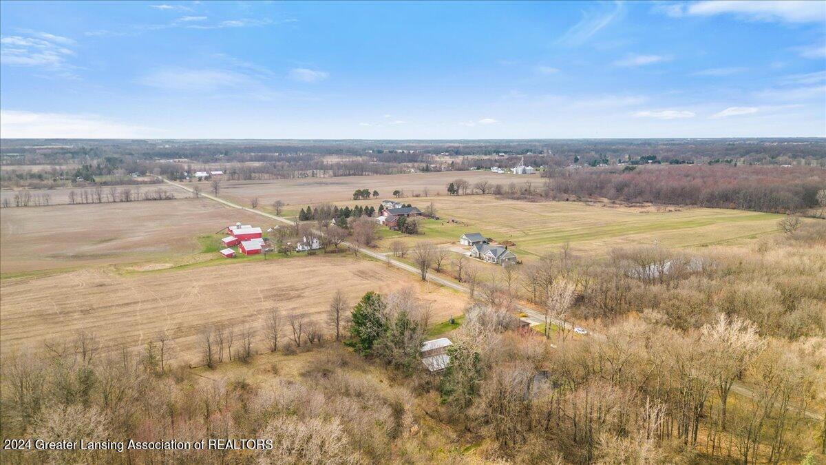 615 Covert Road Leslie, MI 49251 - Photo 27 of 52 15-Media Jett-9