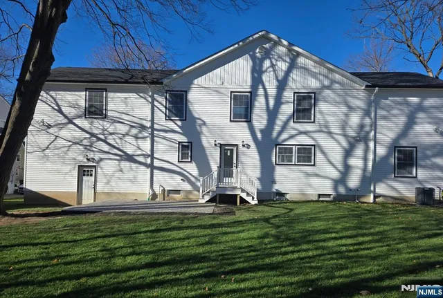 $1,450,000 | 44 4th Avenue, Roseland, NJ 07068