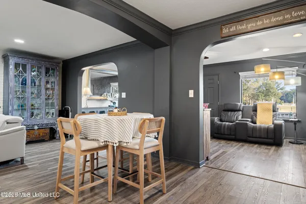 $479,000 | 527 Front Beach Drive, Unit 40, Ocean Springs, MS 39564