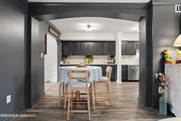 $479,000 | 527 Front Beach Drive, Unit 40, Ocean Springs, MS 39564