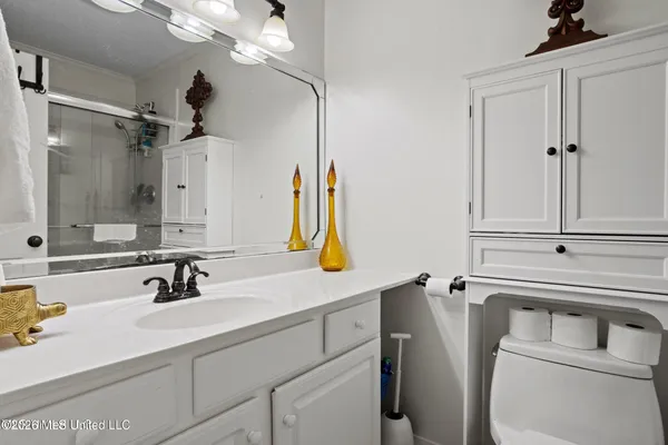 $479,000 | 527 Front Beach Drive, Unit 40, Ocean Springs, MS 39564