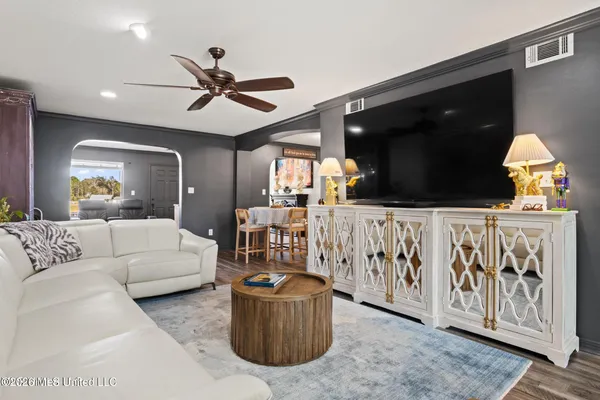 $479,000 | 527 Front Beach Drive, Unit 40, Ocean Springs, MS 39564