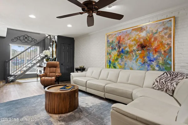 $479,000 | 527 Front Beach Drive, Unit 40, Ocean Springs, MS 39564