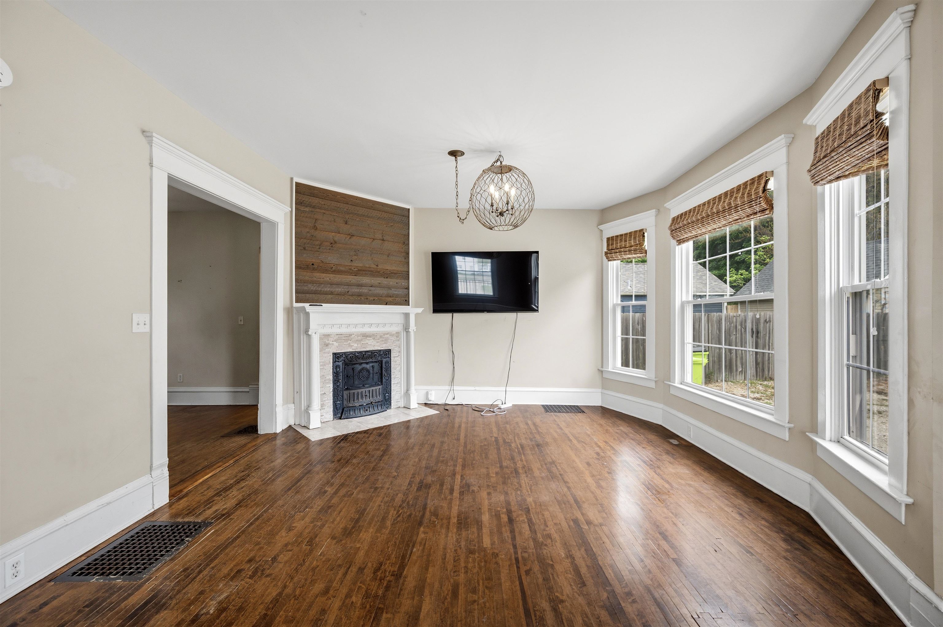 507 Parish Street Delavan, WI 53115 - Photo 8 of 37
