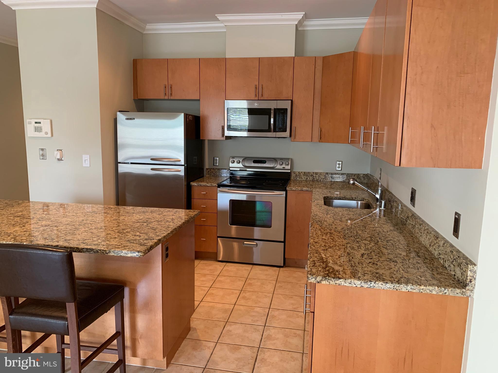 2007 Clipper Park Road, Unit 114 Baltimore, MD 21211 - Photo 12 of 45